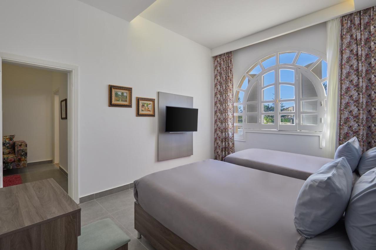 אל עלמיין Le Royal Marina Hotel מראה חיצוני תמונה